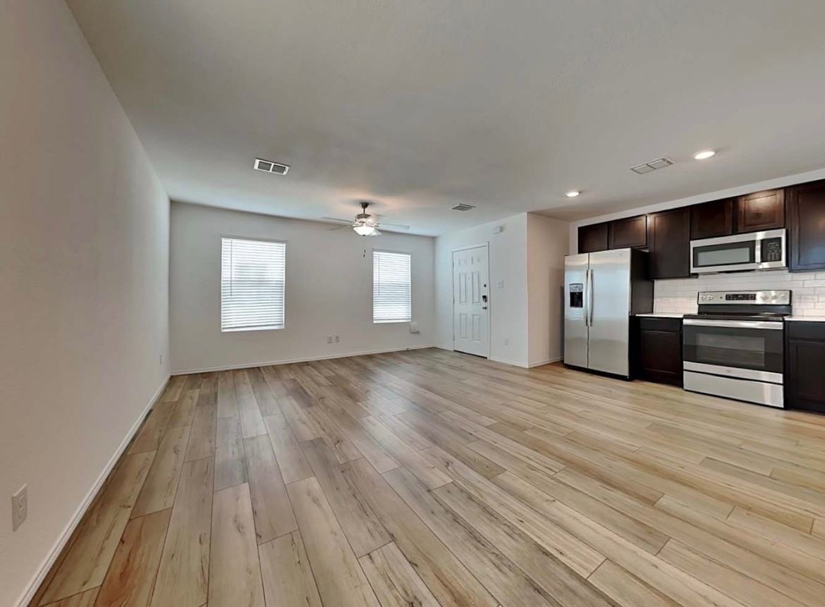 369 Branch Village Way - Photo 5 of 11