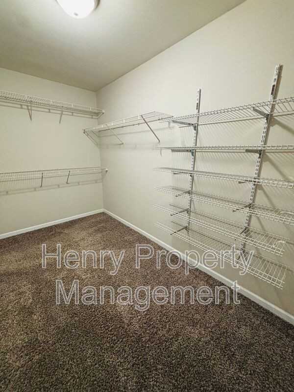 104 Back Woods Cir - Photo 7 of 19