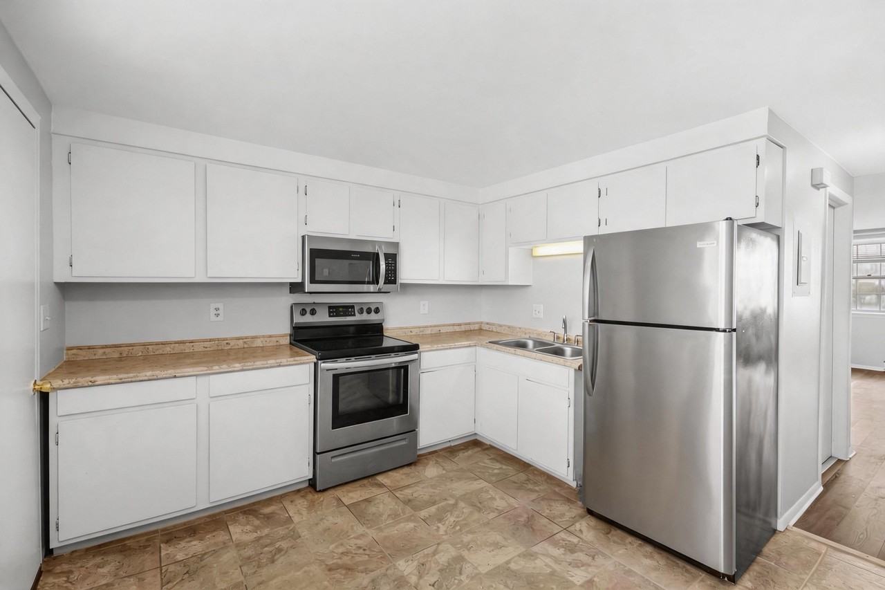 50-62 East Street - Photo 3 of 28