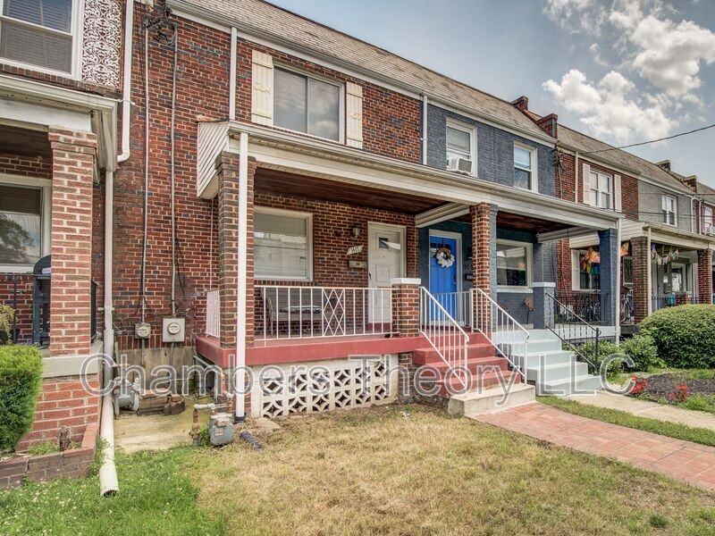 1417 Downing St Ne - Photo 3 of 50