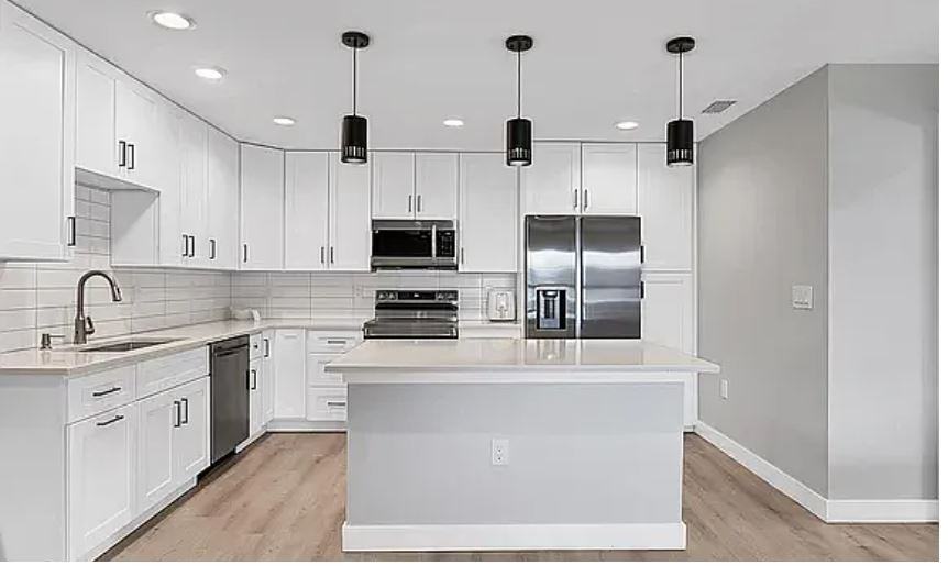470 Venango Street - Photo 2 of 7