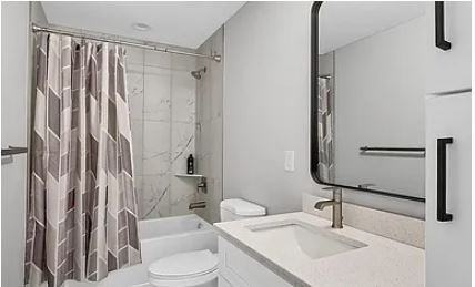 470 Venango Street - Photo 3 of 7