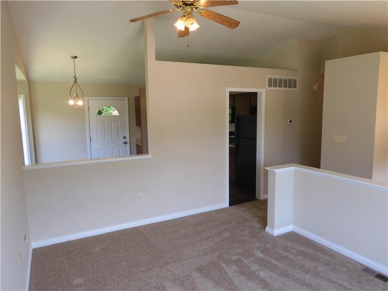 7222 Isaac Ln - Photo 7 of 31