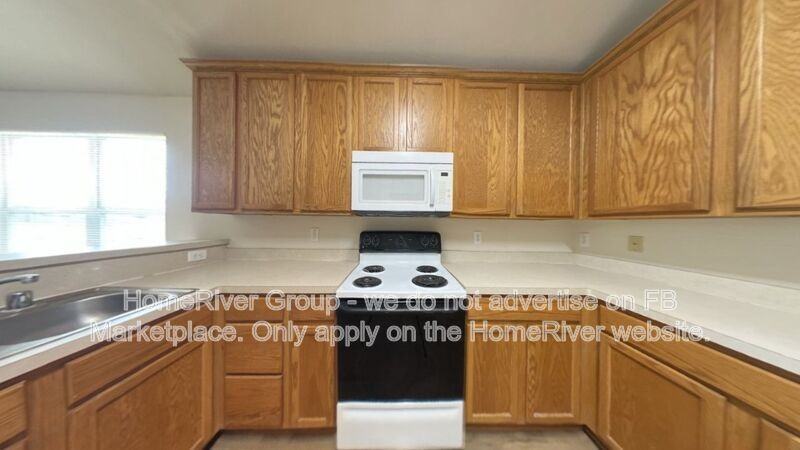 3017 Eastwood Dr - Photo 7 of 26