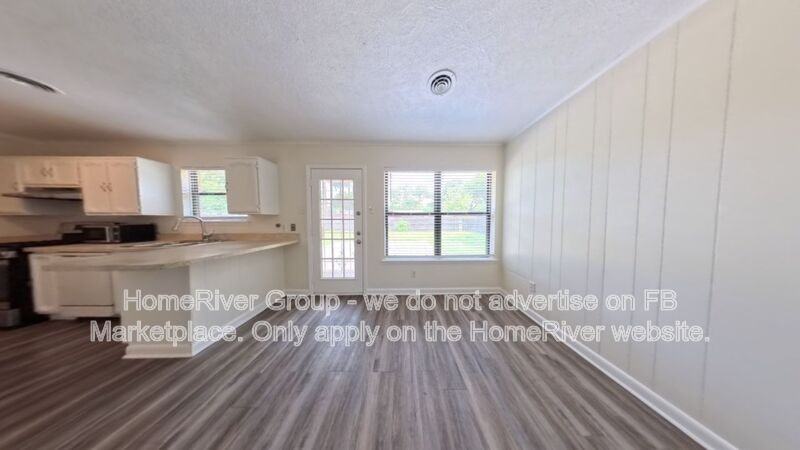 607 Fairview Dr - Photo 3 of 33