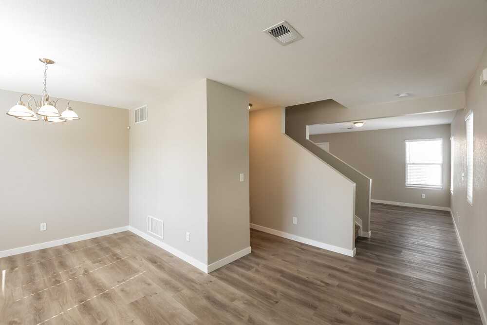 18619 E 46th Pl - Photo 4 of 17