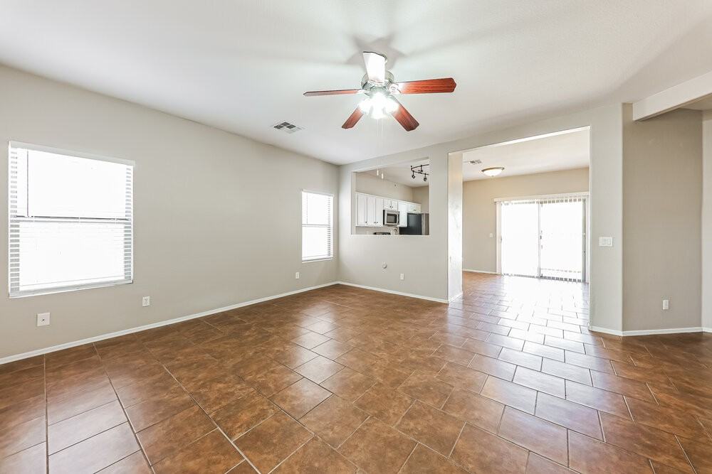 15316 W Cortez St - Photo 3 of 16
