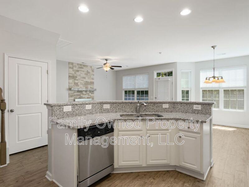8968 Cat Tail Pond Rd - Photo 7 of 40