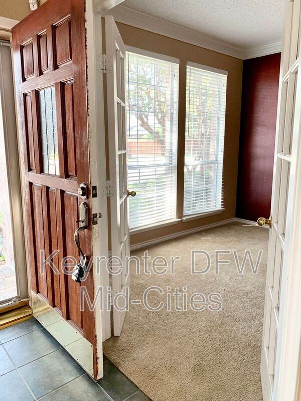 8702 Saddlehorn Dr - Photo 6 of 36