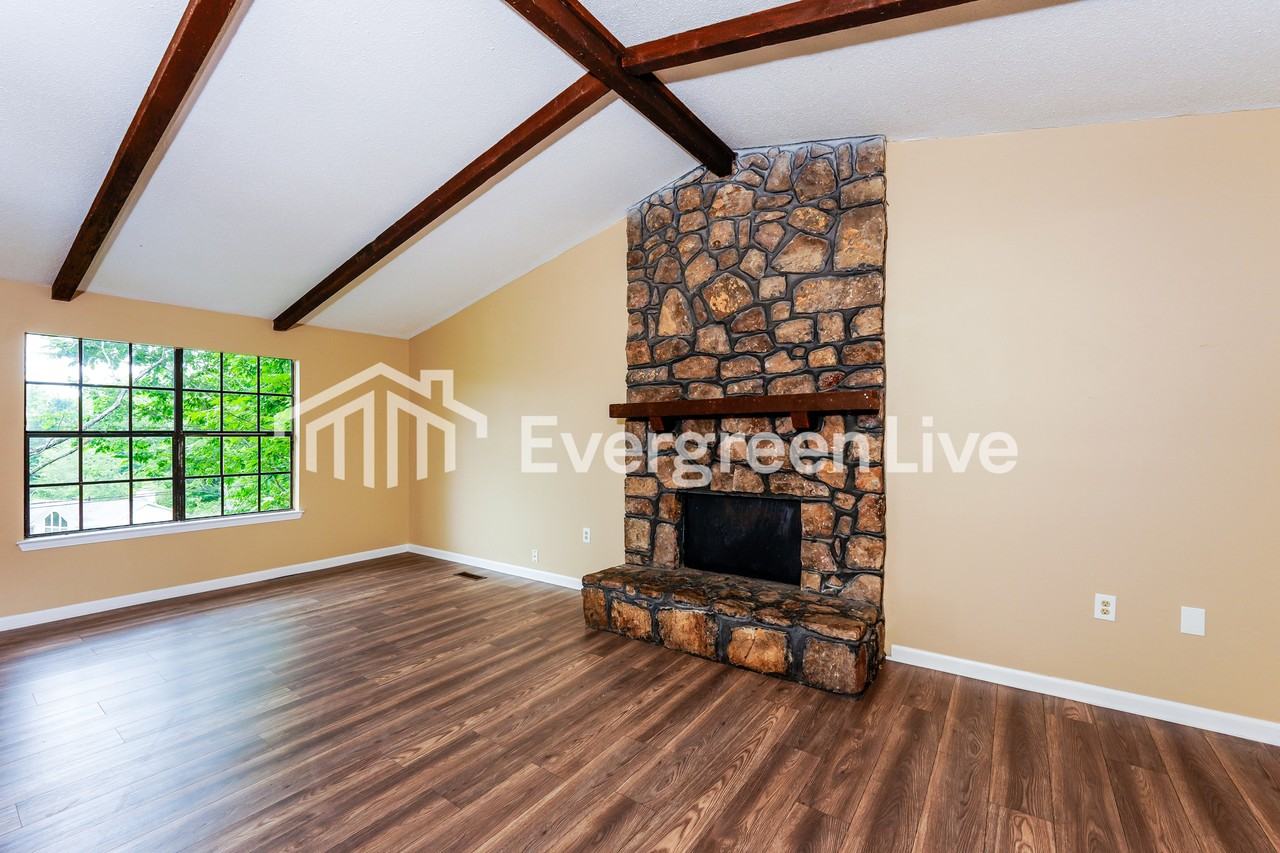 5541 San Marcos Dr - Photo 4 of 14