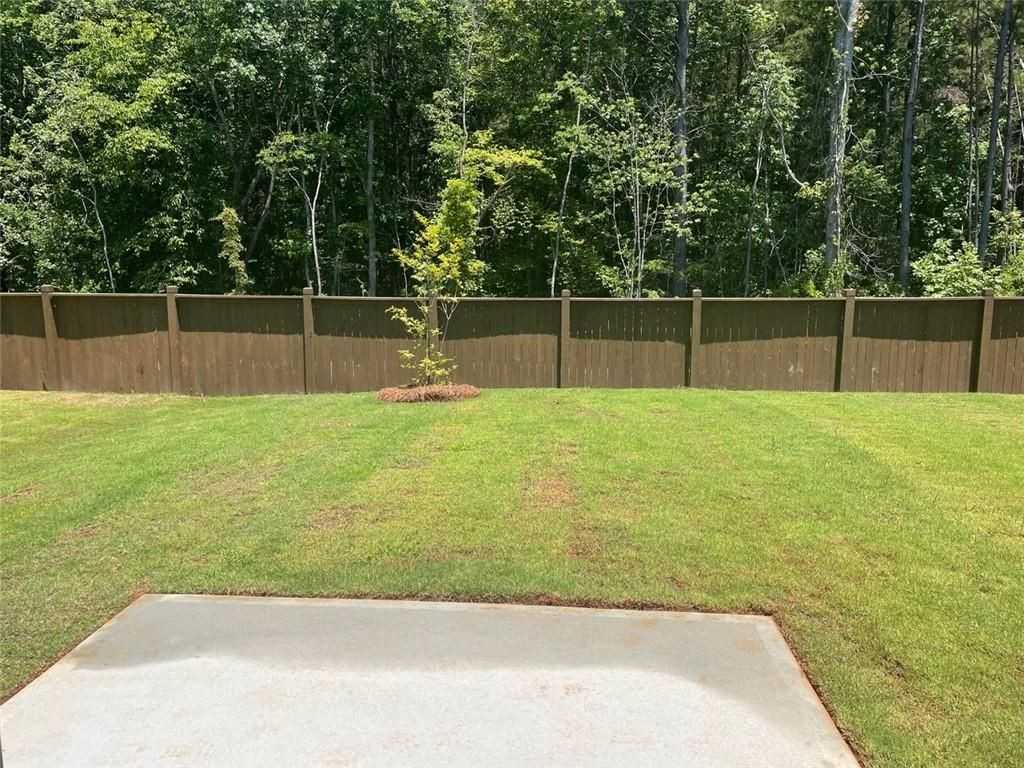 667 Summerwood Ln - Photo 2 of 33