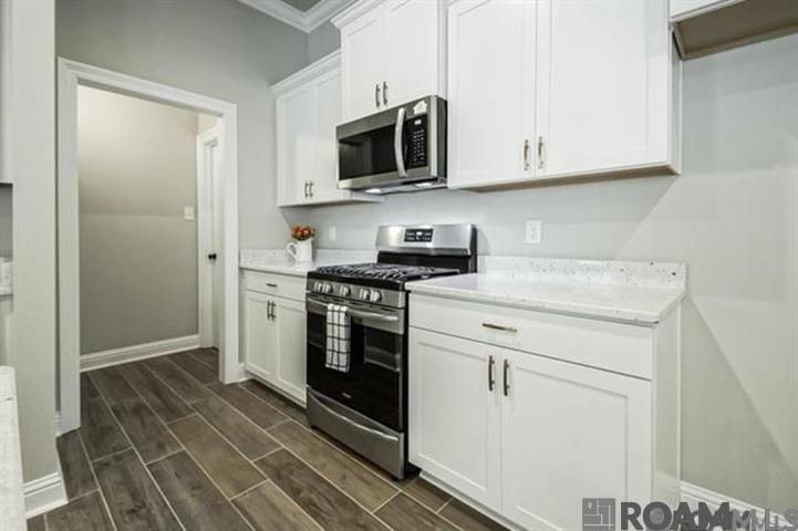 10921 Maitland Ave - Photo 5 of 18