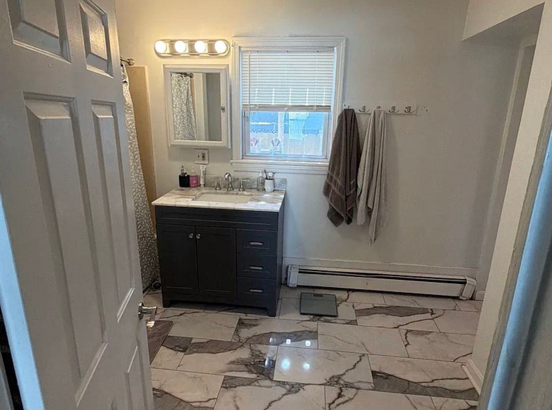 12 Mount Auburn St - Photo 7 of 20