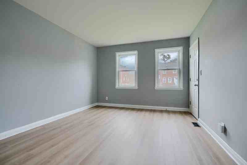 2976 Cornwall Rd - Photo 6 of 25
