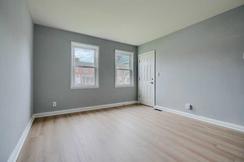 2976 Cornwall Rd - Photo 7 of 25
