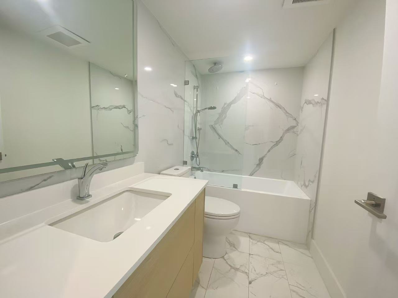 1415 West Georgia Street #1704 - Photo 6 of 9