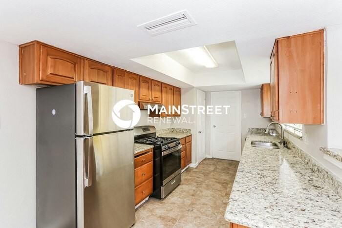 4713 Zanes Ct - Photo 4 of 16