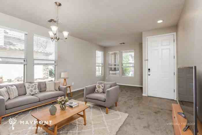 7010 S Sweetbush Ave - Photo 7 of 16