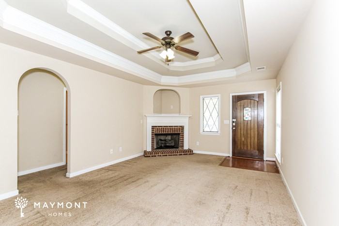 6140 Cathwick Dr - Photo 4 of 15