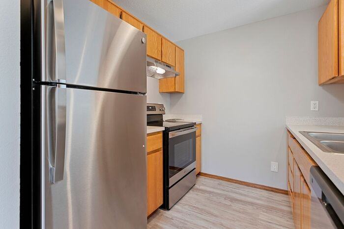 4565 Sw 156th Ave - Photo 2 of 42
