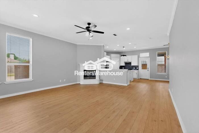 7301 Fossil Lake Dr - Photo 7 of 49