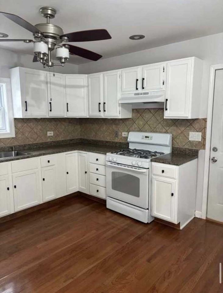 3748 S Wallace St #2 - Photo 6 of 26