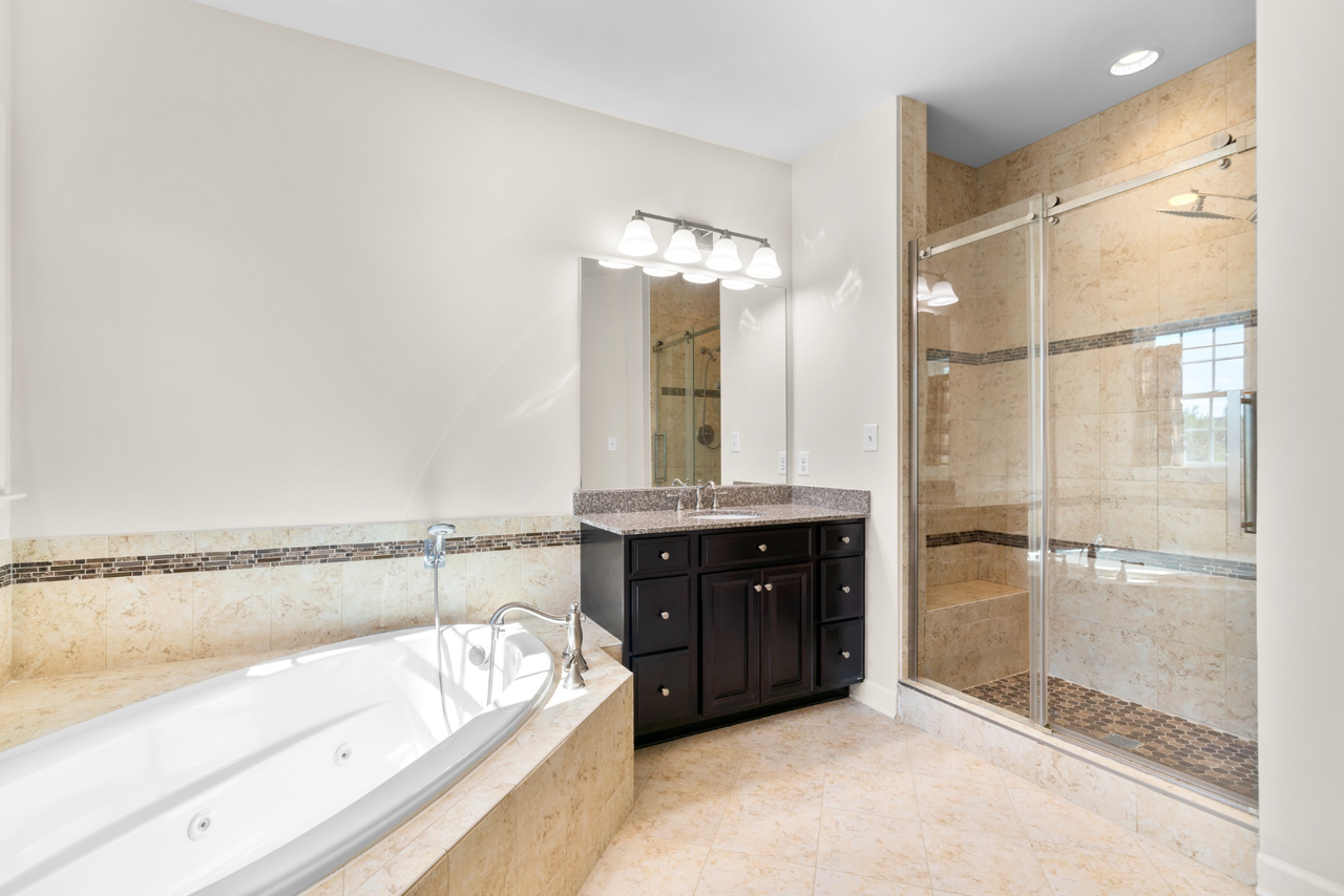 208 Bottsford Ave #NA - Photo 3 of 30