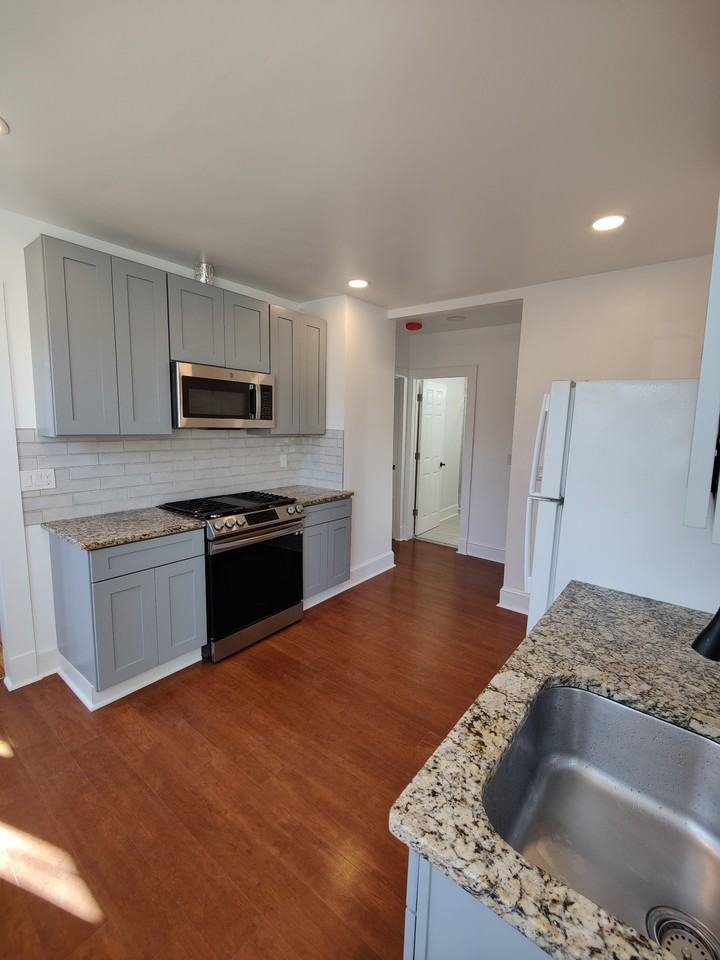 58 Harris St #1 - Photo 5 of 12