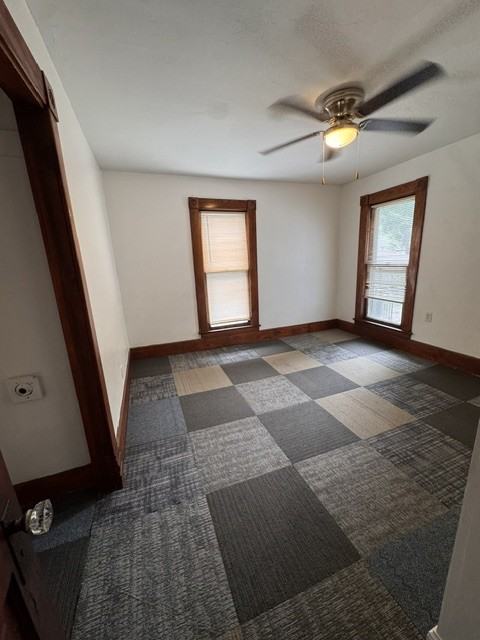 1111 Sw Western Ave #NA - Photo 4 of 12