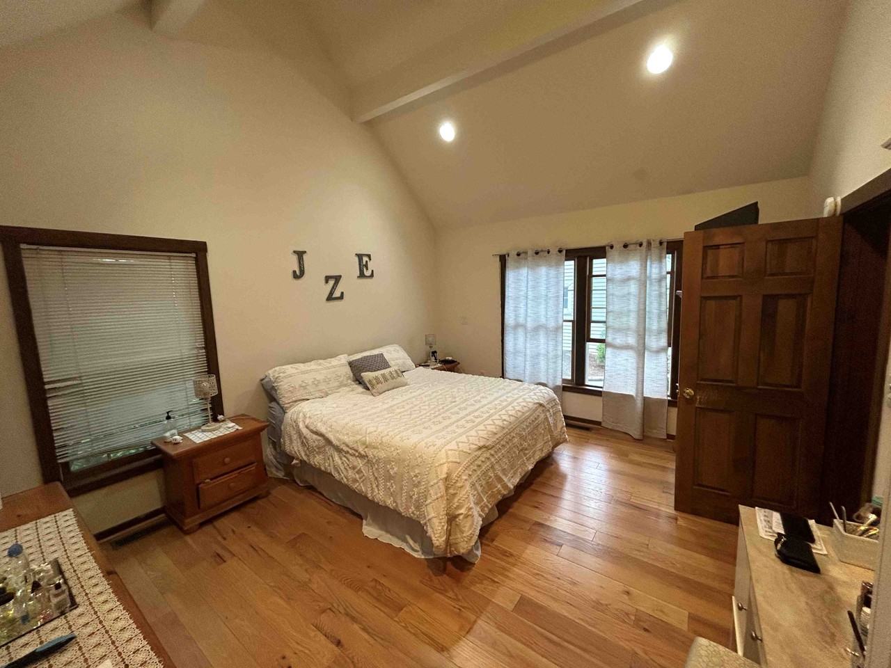 373 Main St #A - Photo 7 of 11
