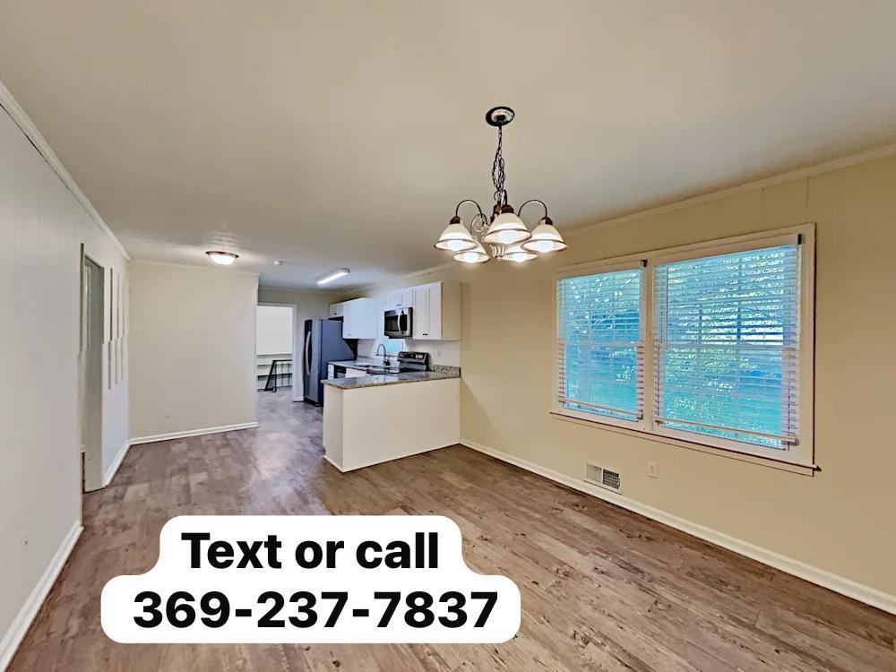 879 Howard Ct Sw #NA - Photo 6 of 7