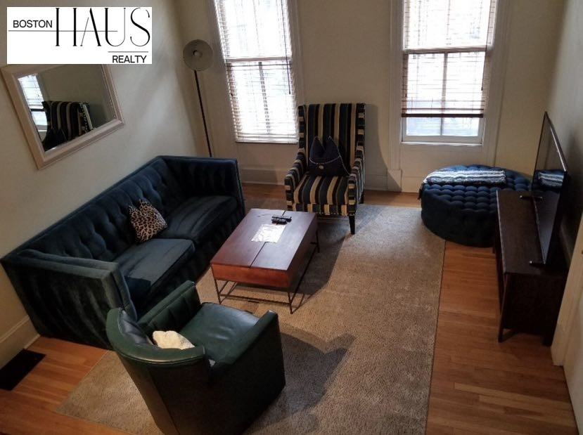 38 Hanson St #2 - Photo 6 of 22