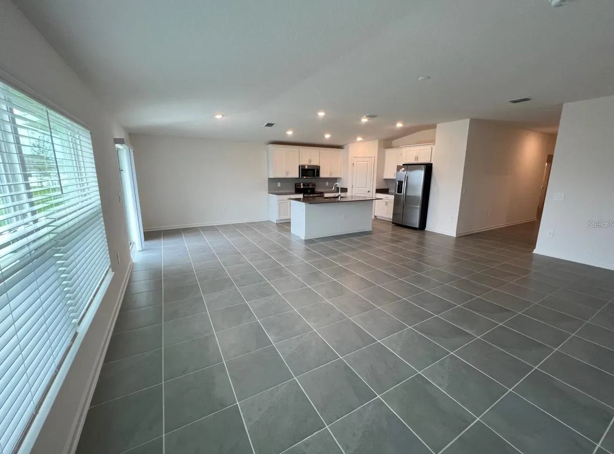 876 Laurel View Way #NA - Photo 4 of 22
