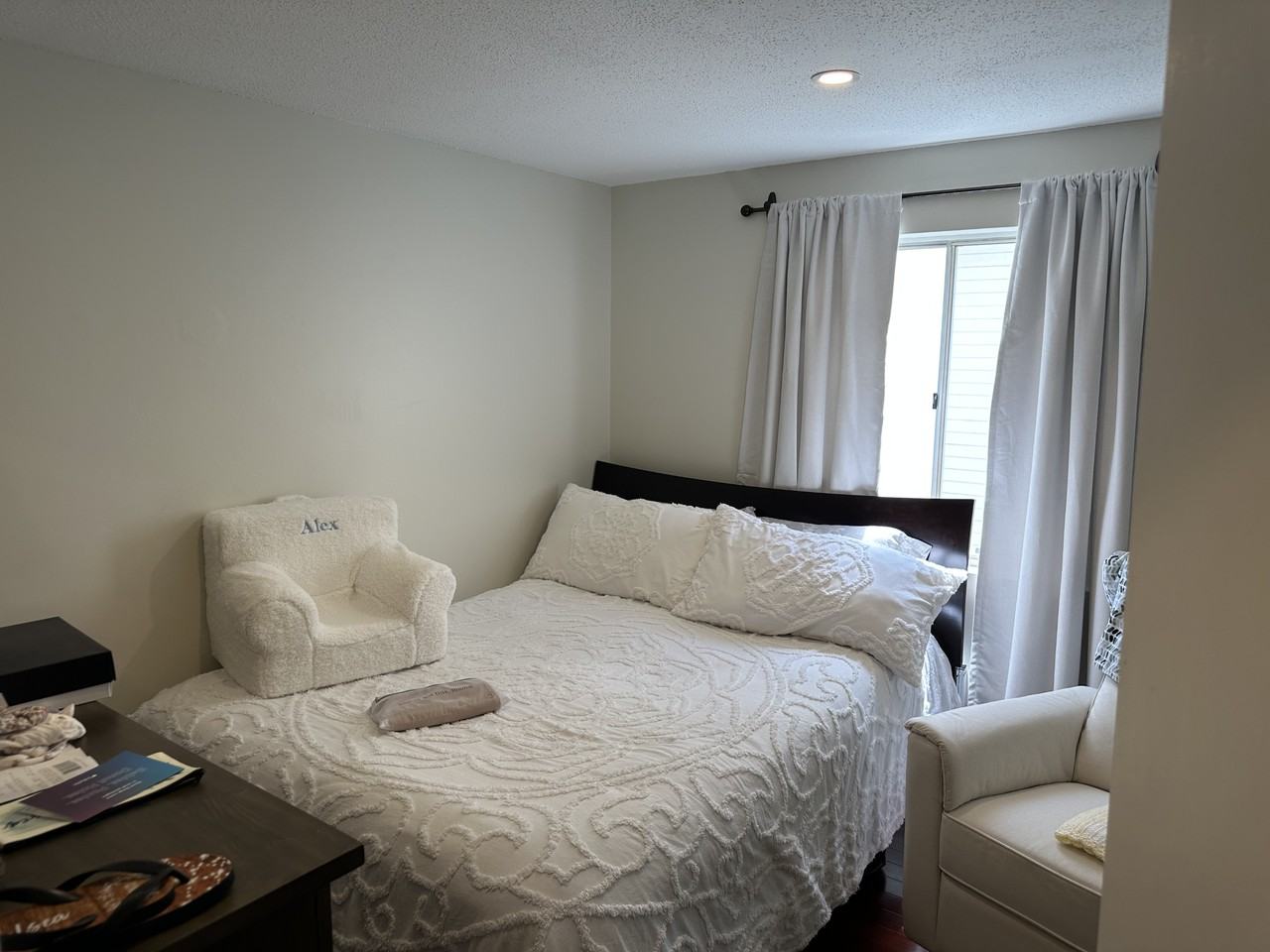 52 Gilbert St #52 - Photo 3 of 10