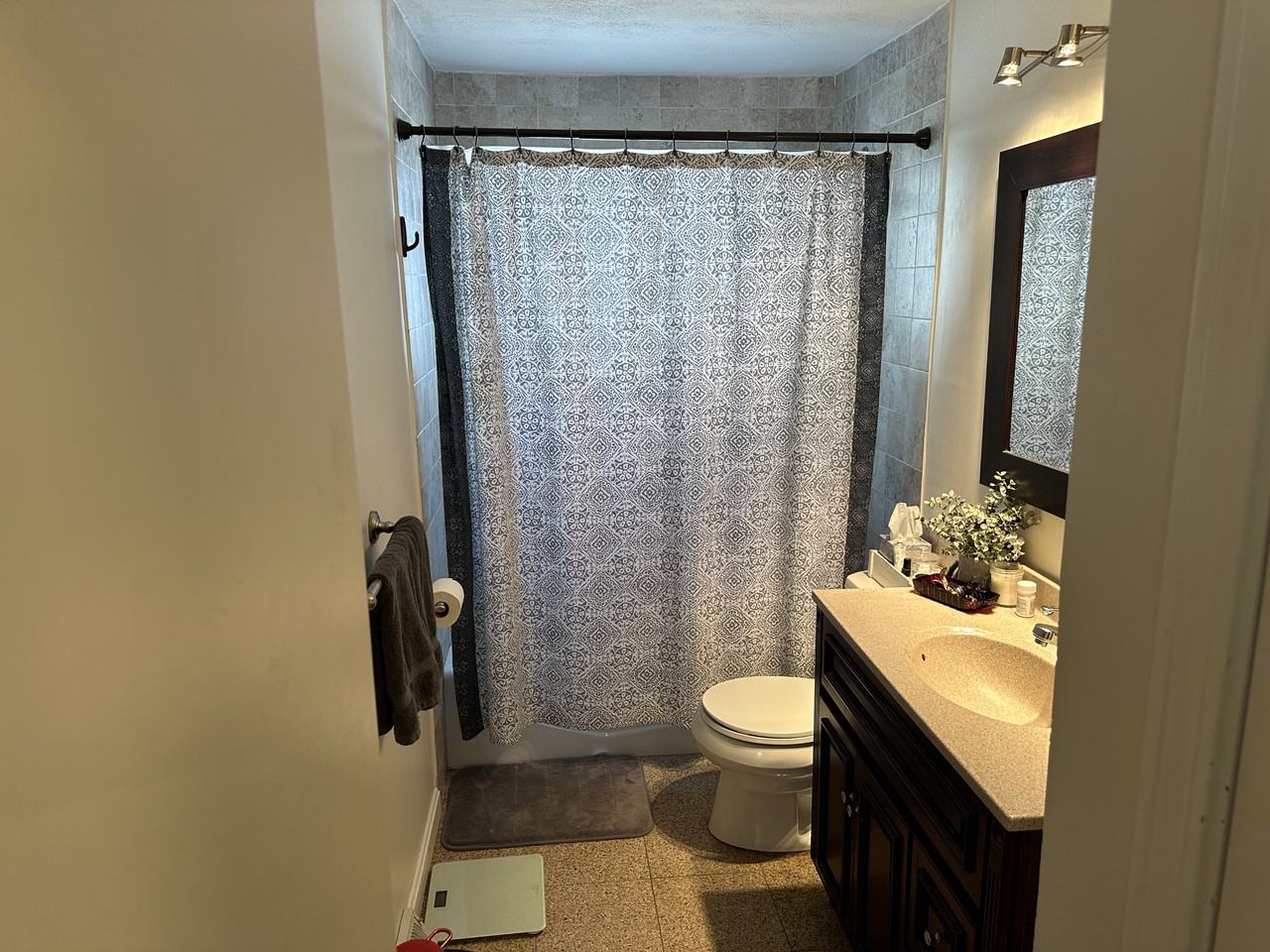 52 Gilbert St #52 - Photo 7 of 10