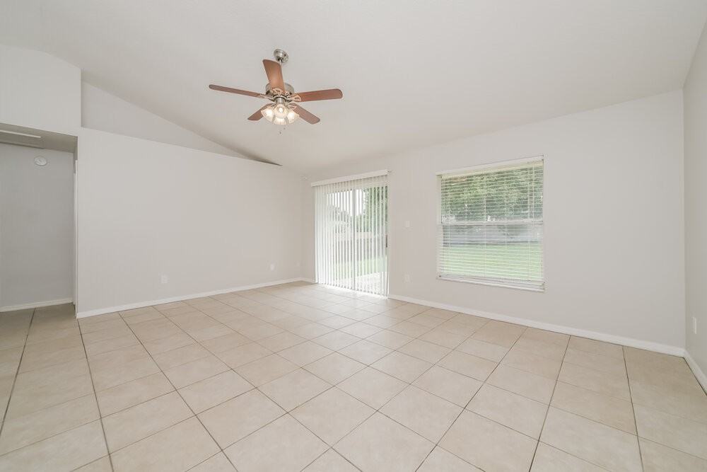 918 Palm Forest Ln - Photo 4 of 16
