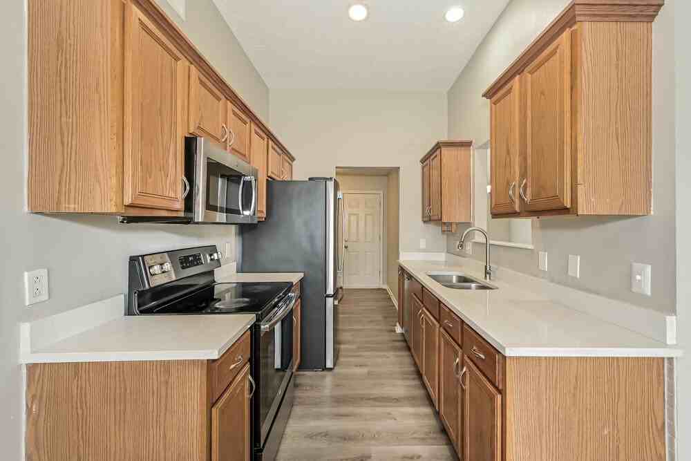 416 Lake Forest Dr - Photo 7 of 16