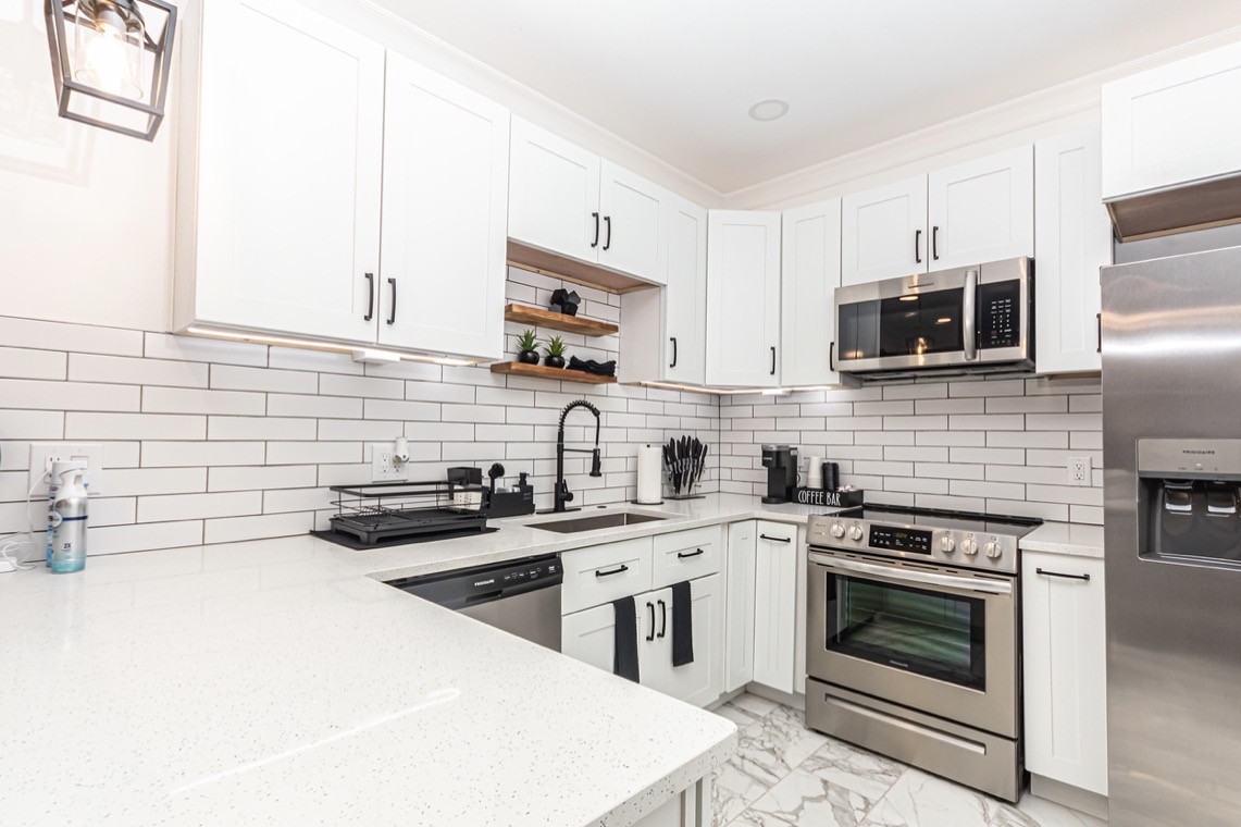330 Macon Ave #1 - Photo 5 of 20