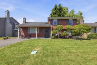 10851 Rosecroft Cres #1 - Photo 1 of 1