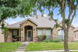 featured image of 213 Dancing Light Ln