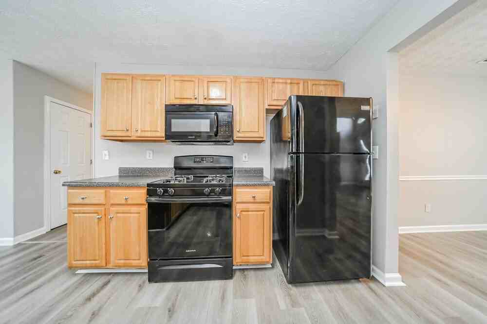 505 Concord Ter - Photo 7 of 17