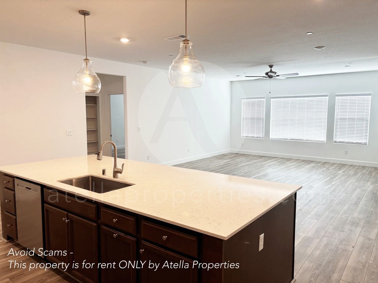 203 E Taylor Ave #1 - Photo 3 of 11