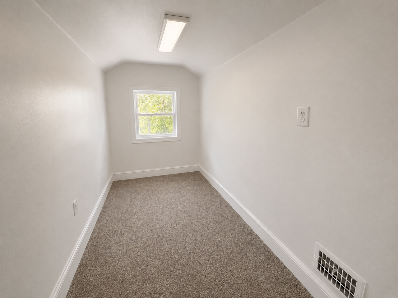 16837 Winthrop St #1 - Photo 5 of 8