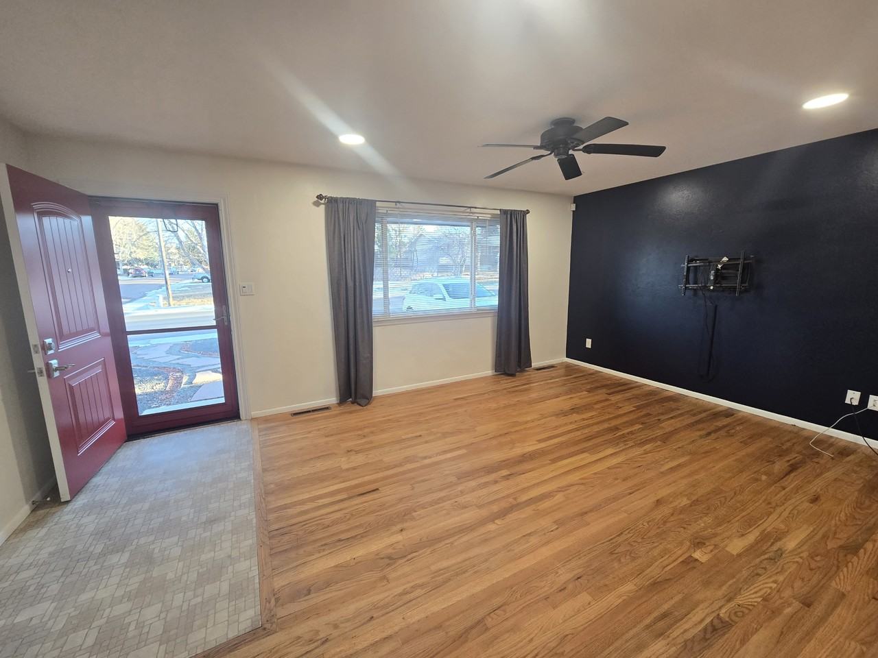 1718 Shenandoah Dr #1 - Photo 3 of 18