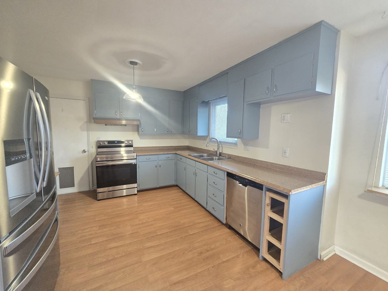 1718 Shenandoah Dr #1 - Photo 5 of 18