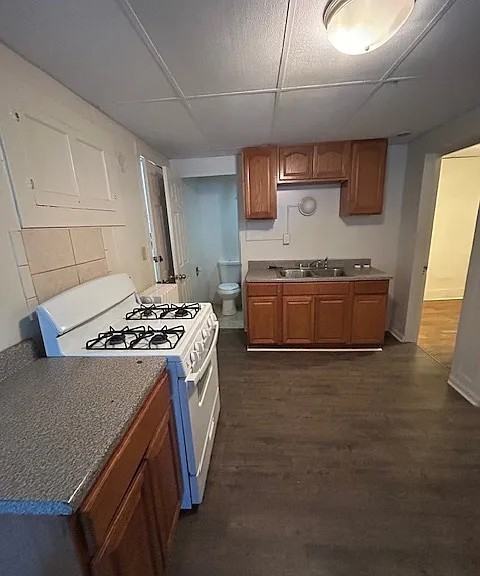 517 N Salina St #4 - Photo 3 of 18