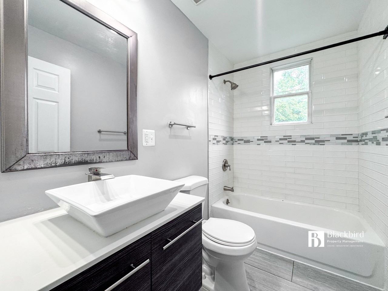 716 55th St Ne #1 - Photo 7 of 11