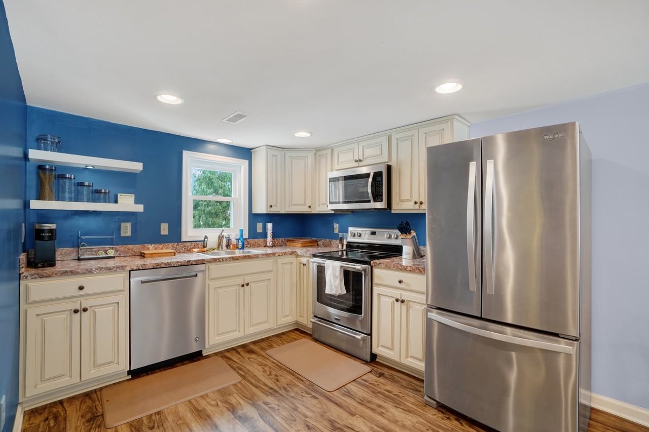 25 Boundary Dr #1 - Photo 7 of 25
