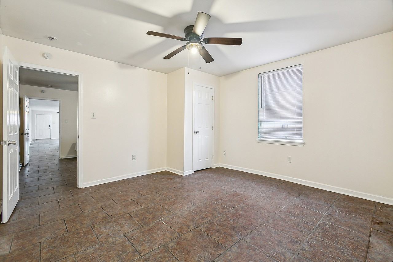 2338 Annette St #1 - Photo 7 of 10