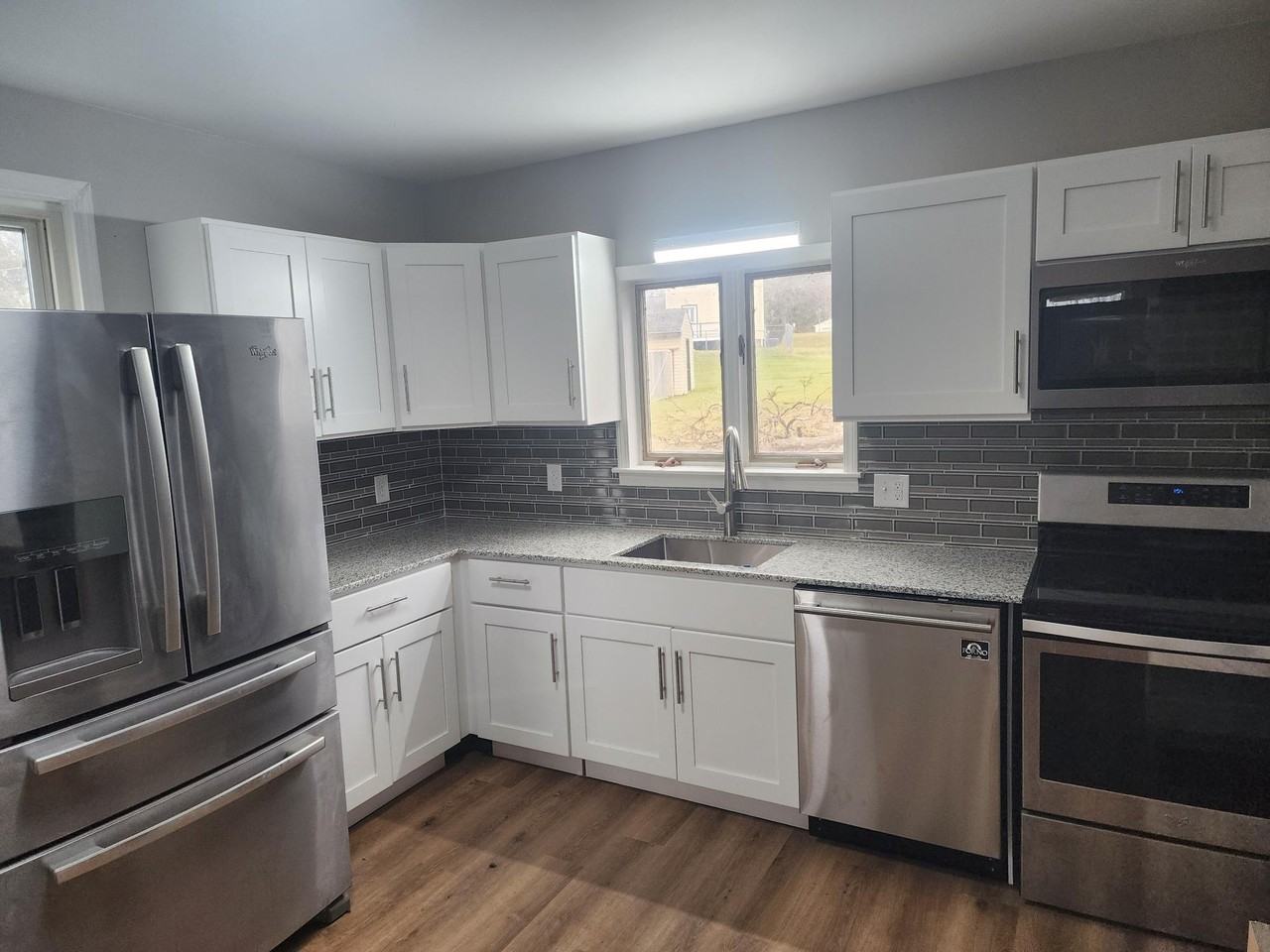 4704 Grandview Park #1 - Photo 2 of 13